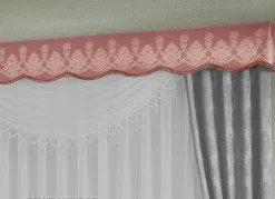 Apart gebogte Schabracke