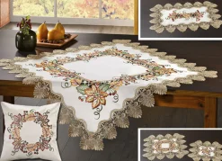 Aufwendig gearbeitete Accessoires mit reichem Blatt- und Rankendeko