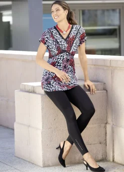 Ausdrucksvolle Tunika mit V-Ausschnitt