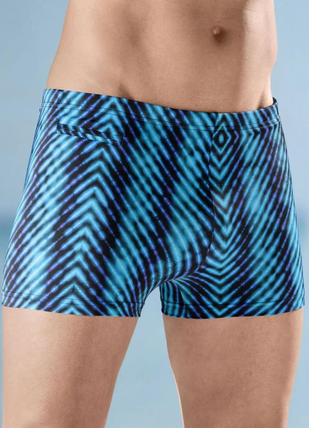 Badehose in höherer Kastenform mit Reißverschlusstasche