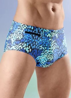 Badehose in höherer Slipform