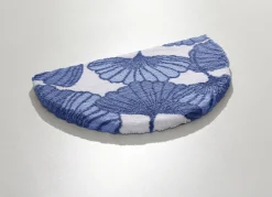 Badgarnitur mit Ginkgoblätter-Motiv