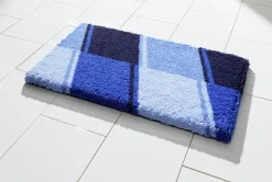 Badgarnitur mit rutschhemmender Rückseite