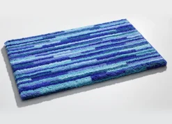 Badgarnitur mit rutschhemmender Rückseite