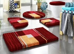 Badgarnitur mit rutschhemmender Rückseite