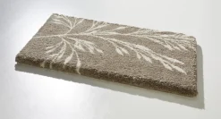 Badgarnitur mit rutschhemmender Latexierung