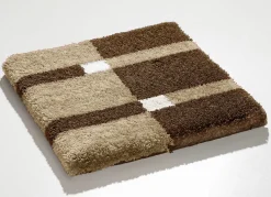 Badgarnitur mit rutschhemmender Rückseite