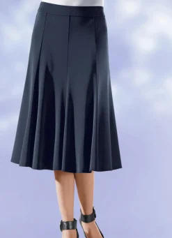 8-Bahnenrock mit glockig schwingendem Saum