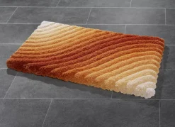 Barfußweiche Badgarnitur mit latexierter Rückseite