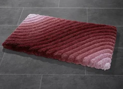 Barfußweiche Badgarnitur mit latexierter Rückseite