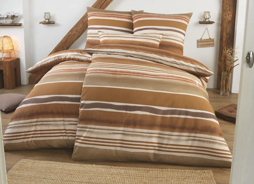Beidseitig bedruckte Bettwäsche-Garnitur in Polycotton-Qualität