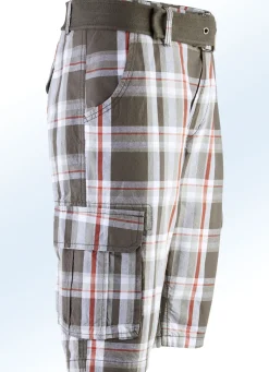 Bermudas mit Gürtel und Cargotaschen in 2 Farben