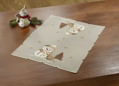 Bestickte Tisch- und Raumdekoration