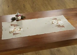 Bestickte Tisch- und Raumdekoration