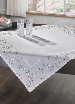 Bestickte Tisch- und Raumdekoration mit Blümchen-Bordüre