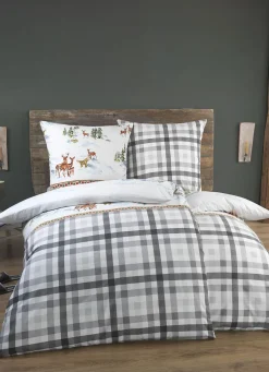 Bettwäsche-Garnitur mit idyllischen Winterdessin