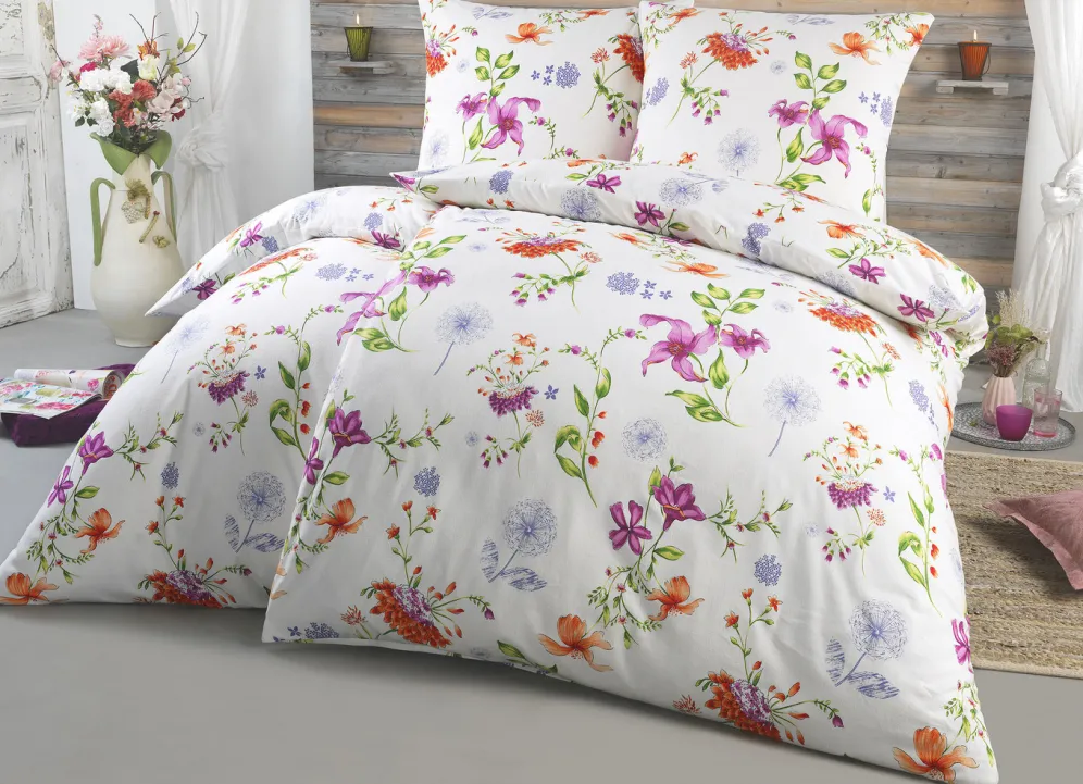 Bierbaum Bettwäsche-Garnitur mit traumhaftem Blütendessin