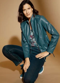 Blazer aus Lederimitat mit Biesenzier