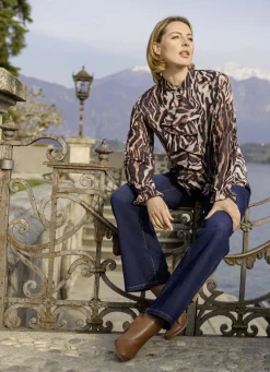 Bluse mit verspielten Volants