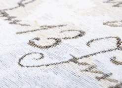 Brücken, Teppiche und Bettumrandung