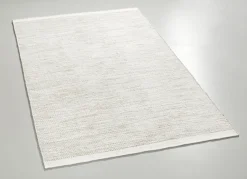 Brücken und Teppiche aus feuchtigkeitsregulierender Naturfaser