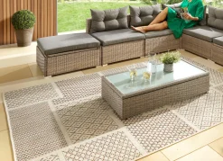 Brücken und Teppiche für den Innen- und Außenbereich