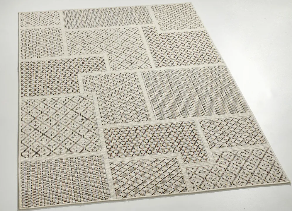 Brücken und Teppiche für den Innen- und Außenbereich