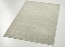 Brücken und Teppiche für drinnen oder draußen