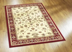 Brücken und Teppiche mit feinen floralen Details