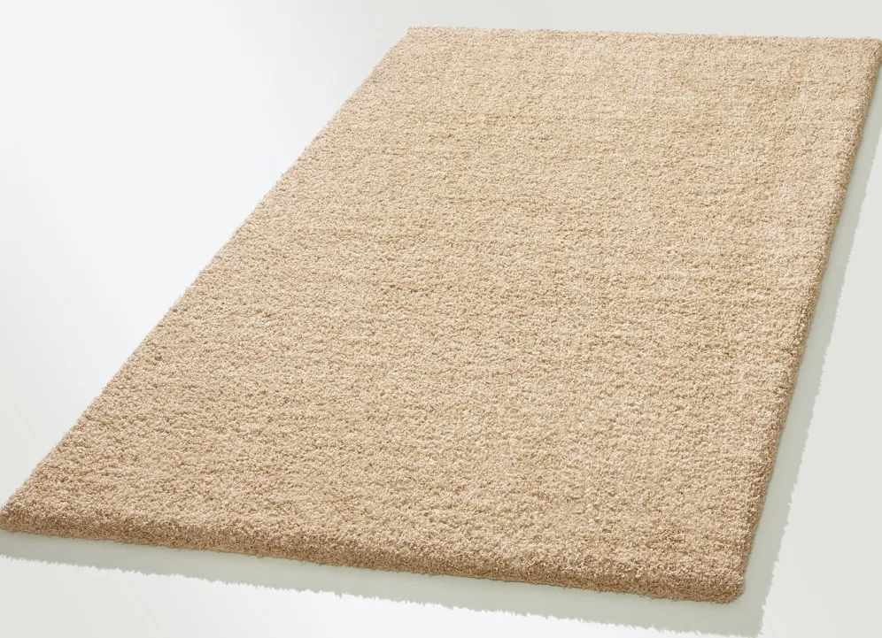 Brücken und Teppiche mit rutschhemmender Latex-Rückseite