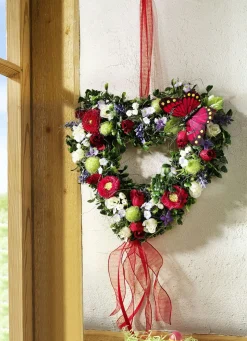 Buchsbaumherz mit Schmetterling