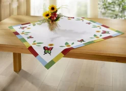 Bunte Tisch- und Raumdekoration