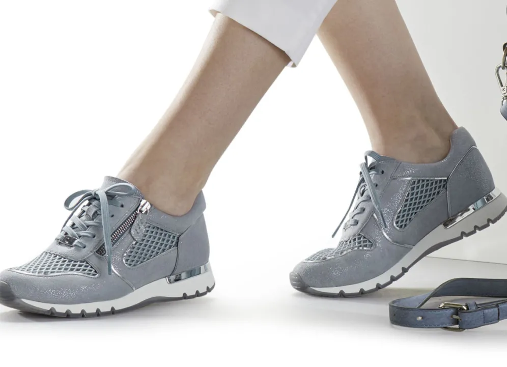 Caprice, schicke Damen-Sneaker, Weite H, mit herausnehmbarem Fußbett