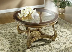 Couchtisch mit aufwendigen Schnitzereien