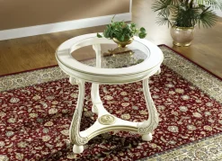 Couchtisch mit aufwendigen Schnitzereien