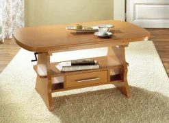 Dekorativer Couchtisch mit Ablageböden