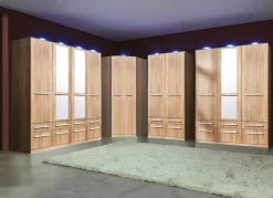 Drehtürenschränke mit kunststoffbeschichteter Oberfläche