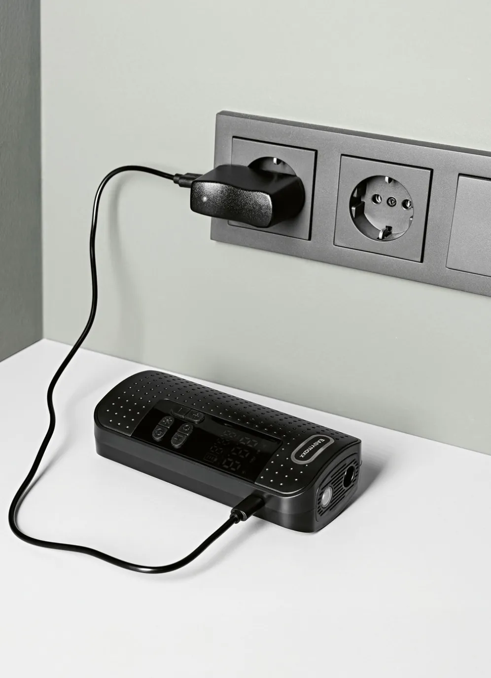 EASYmaxx Akku-Handkompressor mit LED-Beleuchtung