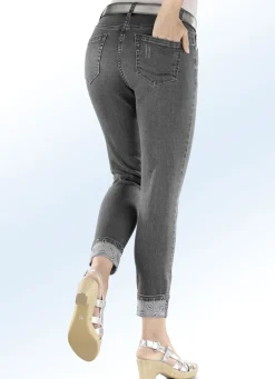 Edel-Jeans in 7/8-Länge mit hübschem Glitzersteinchenbesatz