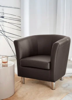 Edler Sessel auf stabilem Holzgrundgestell