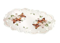 Elegant gestaltete Tisch- und Raumdekoration