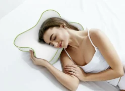 Ergonomisch geformtes Schmetterlingskissen