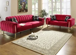 Frei im Raum aufstellbare Polstermöbel mit stabilem Metallgestell