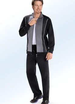 Freizeitanzug mit elastischen Ärmelabschlüssen