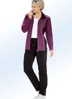 Freizeitanzug mit Kontrasteinsätzen und Zierpaspeln