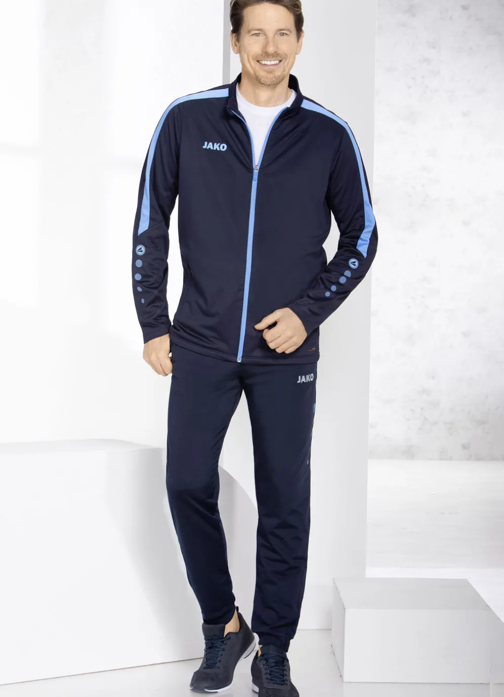 Freizeitanzug von „Jako“