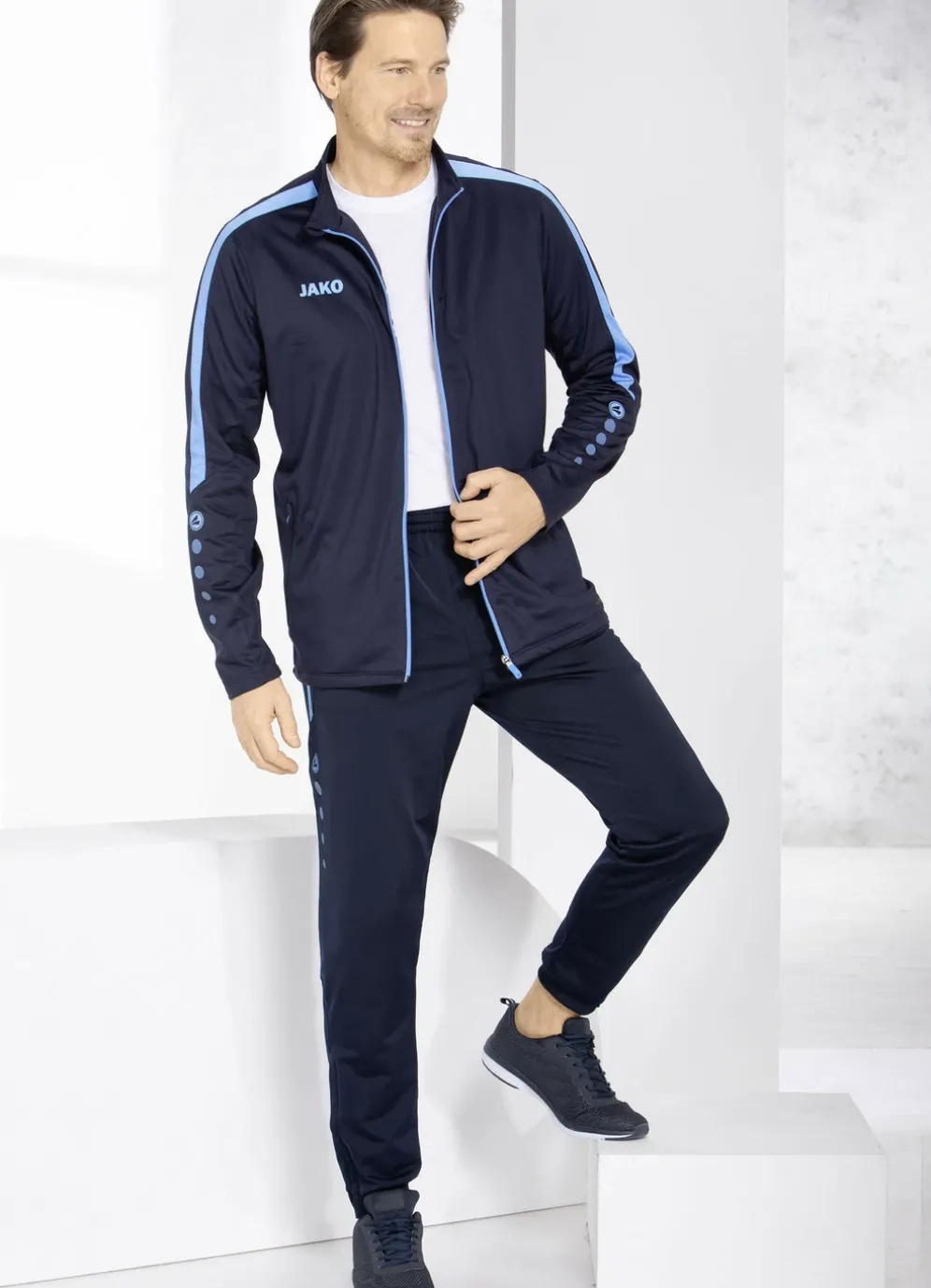 Freizeitanzug von „Jako“