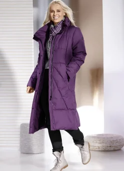 Funktionsmantel mit verstaubarer Kapuze