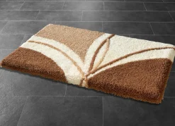 Geschmackvolle Badgarnitur mit rutschhemmender Rückseite