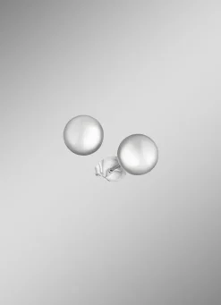 Glänzende Kugelohrstecker